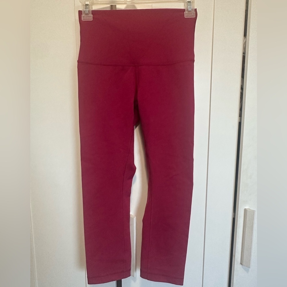 Lululemon Cropped Dark Pink Leggings size 6